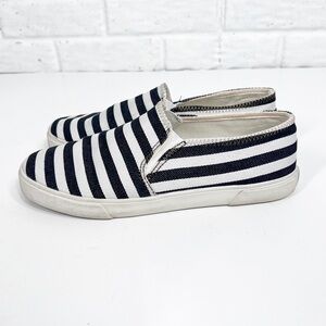 JACK ROGERS Slip on Black & White Striped Sneakers